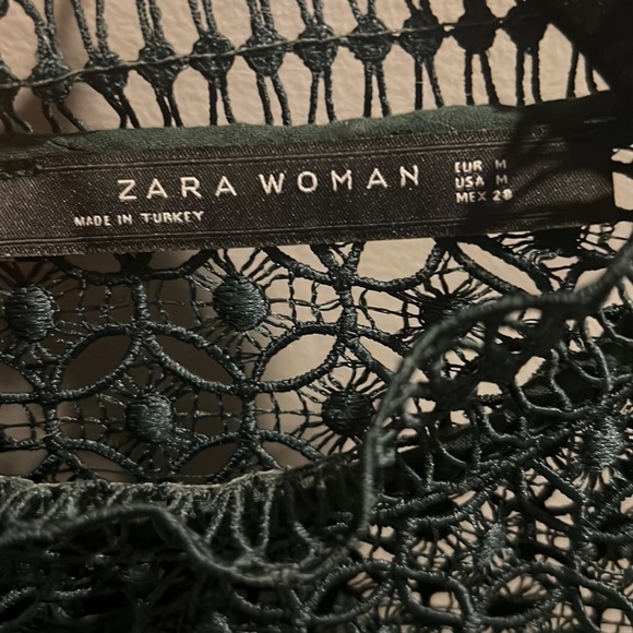 Zara green lace frill top - M - Picture 3 of 7